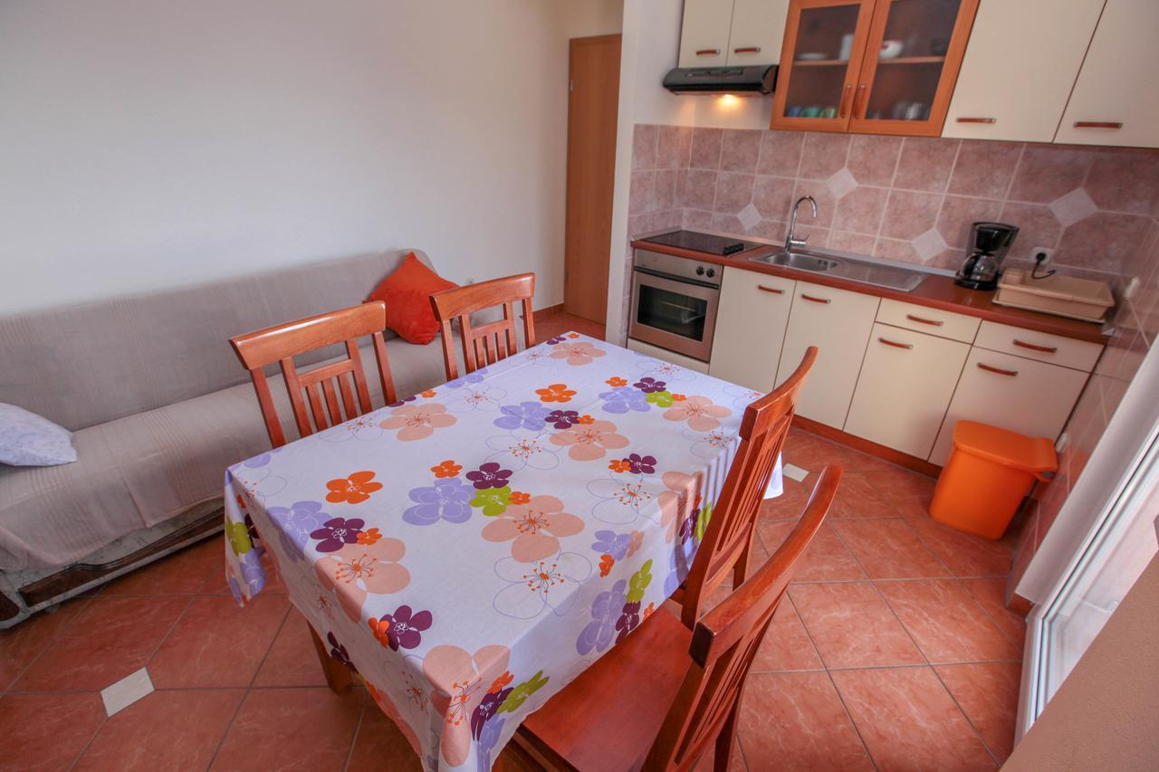 Apartments Mama Rogoznica  Bagian luar foto